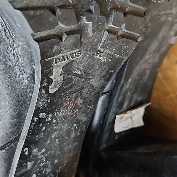 DAVIS GOMMA Knee High Leather Boots - Picture 8 of 10